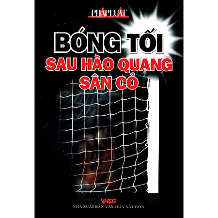 Bóng Tối Sau Hào Quang Sân Cỏ