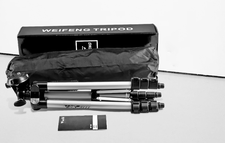 Chân máy ảnh mini Weifeng (WEIFENG) WT-3111 (Tripod)