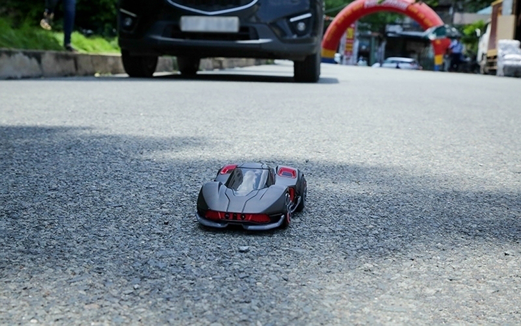 Xe Điều Khiển REV Wowwee - Hàng Chính Hãng