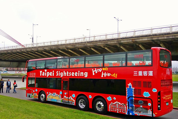 Vé 24 Tiếng Hop On Hop Off Đài Bắc (Taipei Double Decker Bus)
