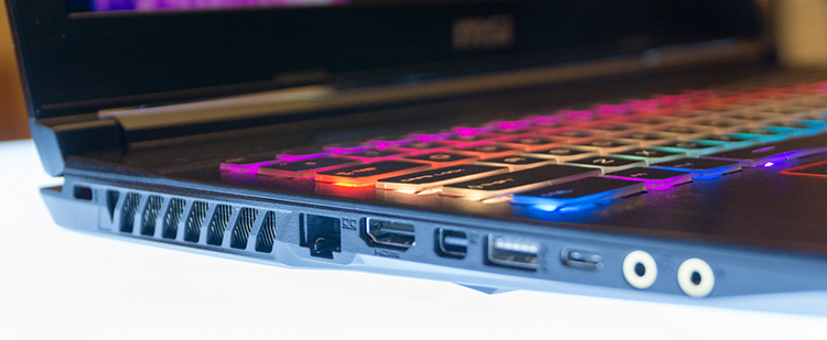 Laptop Gaming MSI Raider RGB Edition GE63 8RE-266VN Core i7-8750H/Win10 (15.6 inch) - Black - Hàng Chính Hãng