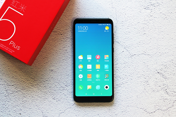 Điện Thoại Xiaomi Redmi 5 Plus (32GB/3GB) - Hàng Chính Hãng DGW