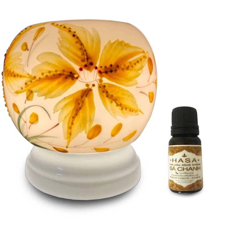 Đèn Xông Tinh Dầu Gốm Bát Tràng Hoa Ly Vàng + Tặng 01 Lọ Tinh Dầu Sả Chanh (10mL)