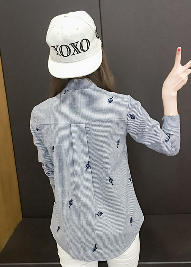 Sơ mi nữ kẻ sọc họa tiết thêu ale64