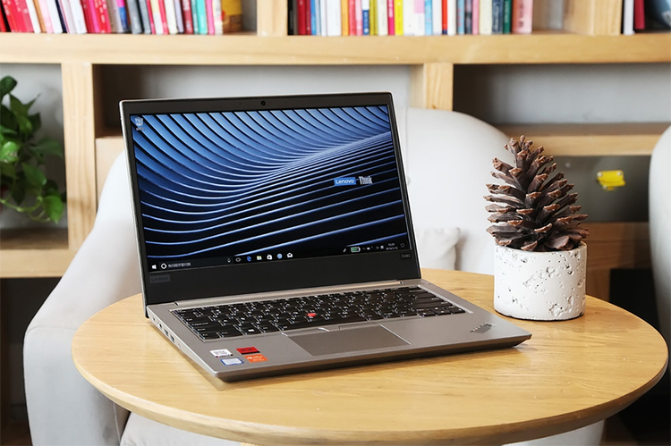 Laptop Lenovo ThinkPad Edge E480 20KN005GVA Core i5-8250U/Free Dos (14 inch) - Hàng Chính Hãng (Black)