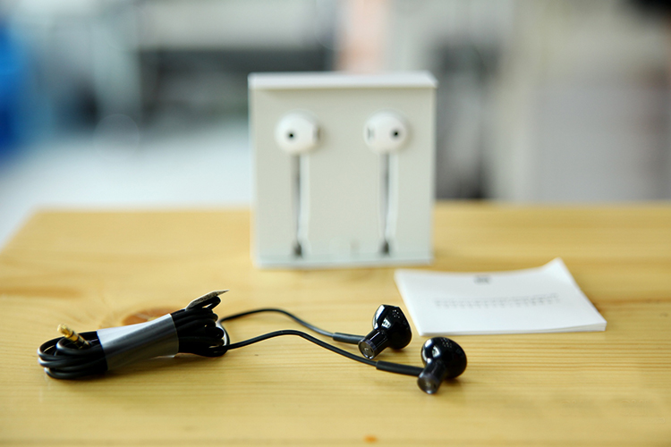 Tai Nghe Nhét Tai Xiaomi Dual Driver- Hàng Nhập Khẩu