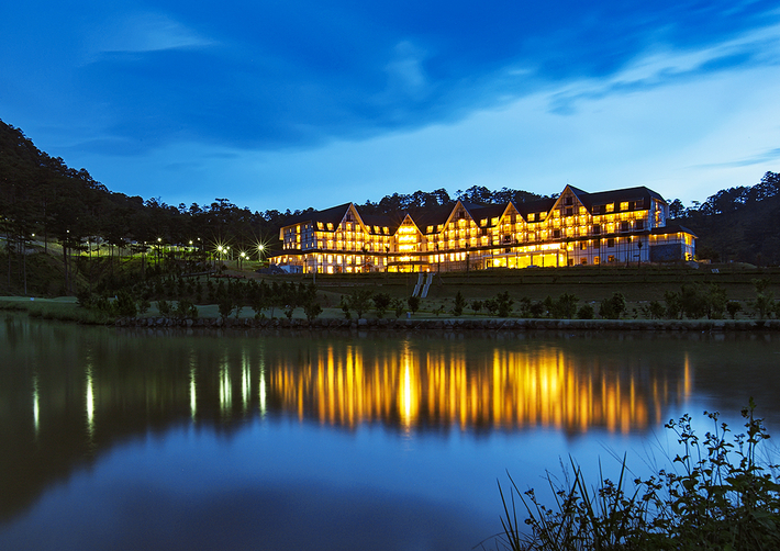 Swiss-Belresort 5* Đà Lạt - Gói 3N2Đ, Ăn 3 Bữa, Xe Đưa Đón, Nhiều Ưu Đãi