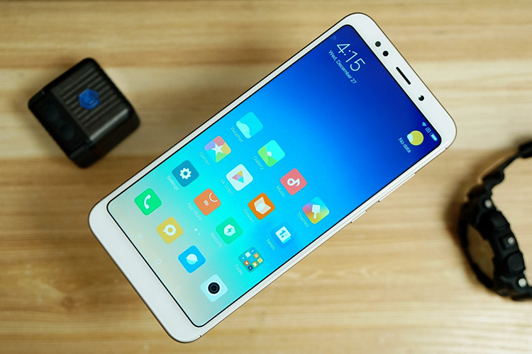 Điện Thoại Xiaomi Redmi 5 Plus (32GB/3GB) - Hàng Chính Hãng DGW