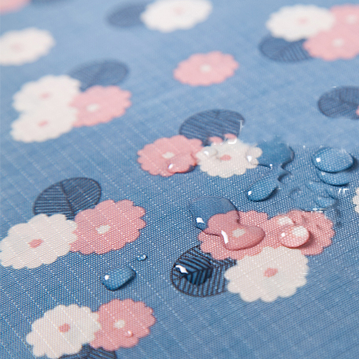 Túi đựng chăn màn chấm bi chống thấm