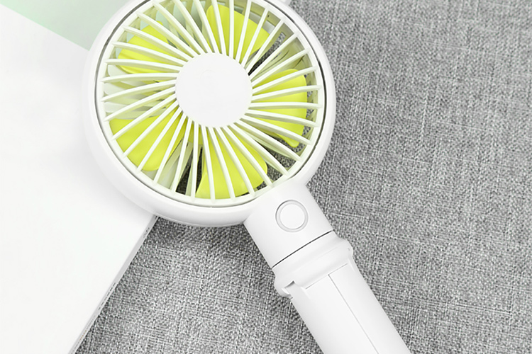 Quạt Sạc Benks Siêu Mát Nguồn Pin Sạc 2000mAh - Hàng Nhập Khẩu