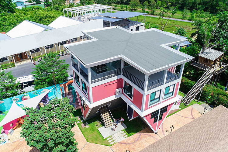 Vé Ngôi Nhà Úp Ngược The Upside Down House Phuket - Baan Teelanka & The Garden Maze