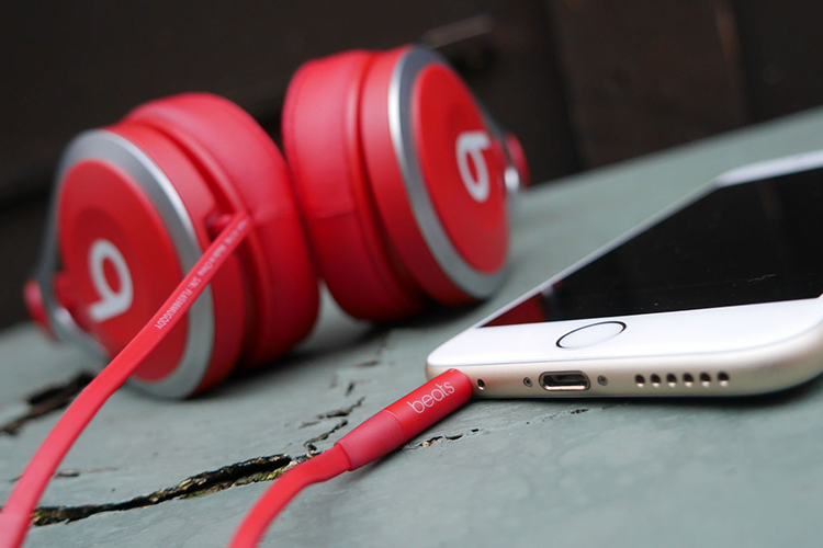 Tai Nghe Chụp Tai Beats EP 3.5mm - Hàng Chính Hãng