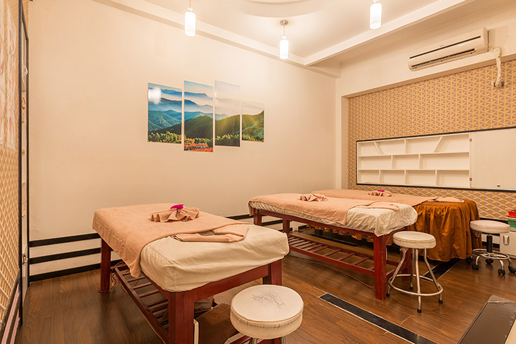 Paradise Beauty & Spa - Dịch Vụ Gội Đầu Thảo Mộc, Massage Mặt, Đắp Mặt Nạ Collagen, Ngâm Chân Muối Khoáng
