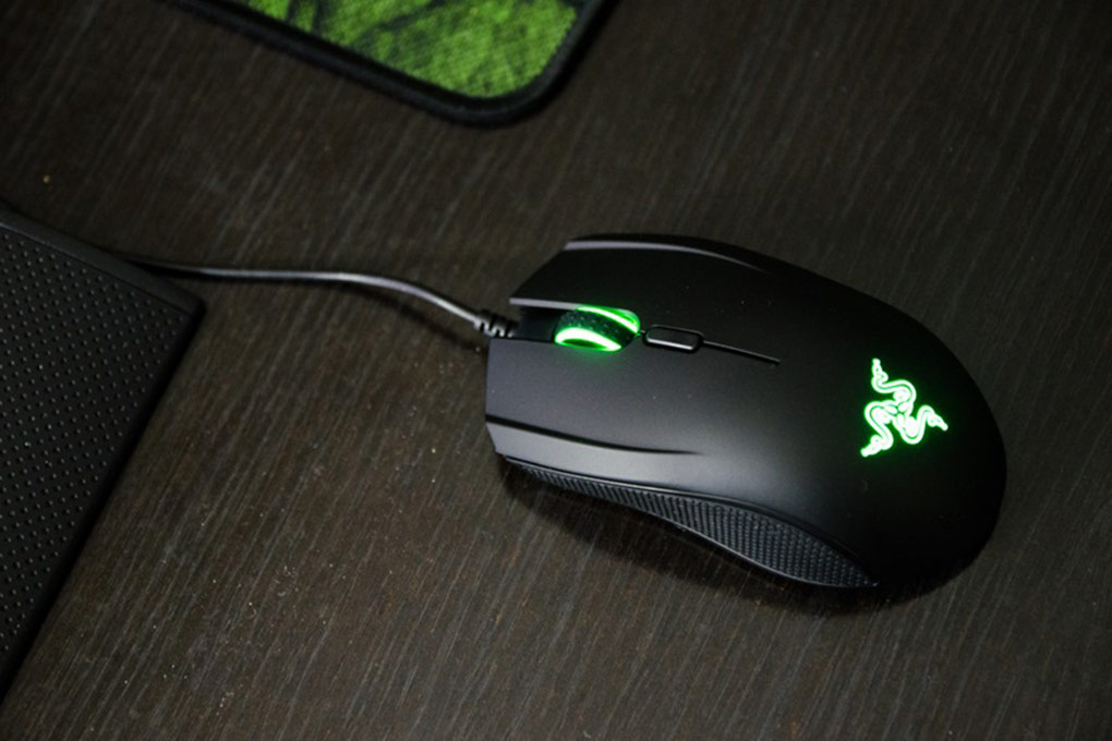 Chuột Chơi Game Có Dây Razer Abyssus V2 Essential Ambidextrous RZ01-01900100-R3A1 5000 DPI 4 Phím - Hàng Chính Hãng