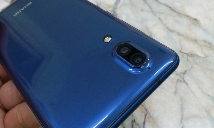Điện Thoại Sharp AQUOS S2 - Hàng Chính Hãng - Xanh