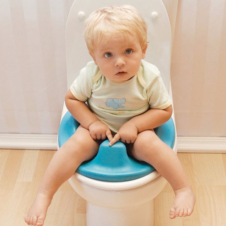 Miếng lót bồn cầu cho bé