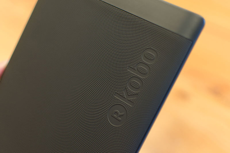 Máy Đọc Sách Kobo Aura One 8G - Hàng Nhập Khẩu