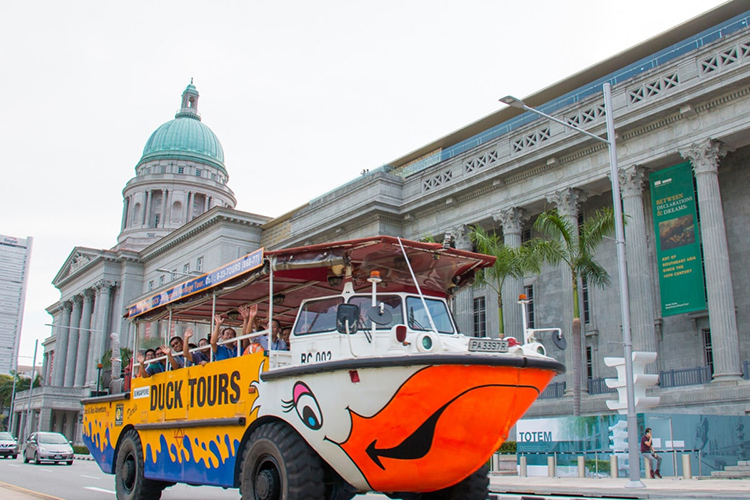 Vé Tham Quan Singapore Bằng Xe Ducky Wacky