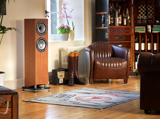 Loa Thùng Tannoy XT 8F Medium Oak (300W) - Hàng Chính Hãng