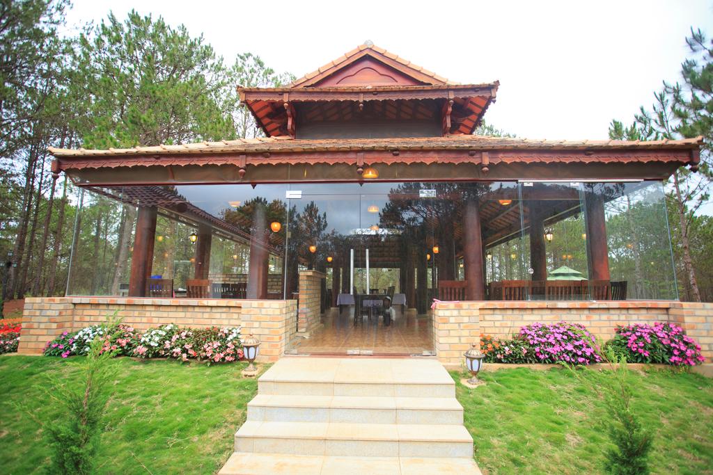 SAM Tuyền Lâm Resort 4* Đà Lạt - Gói 3N2Đ, Ăn 3 Bữa, Xe Đưa Đón, Nhiều Ưu Đãi