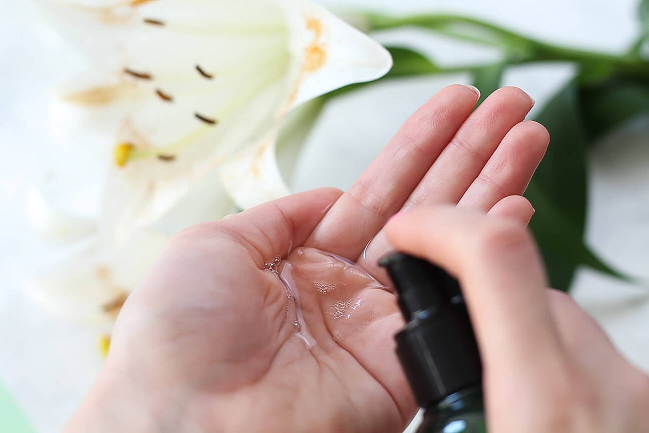 Nước hoa hồng cân bằng da chiết xuất lô hội Benton Aloe BHA Skin Toner 200ml