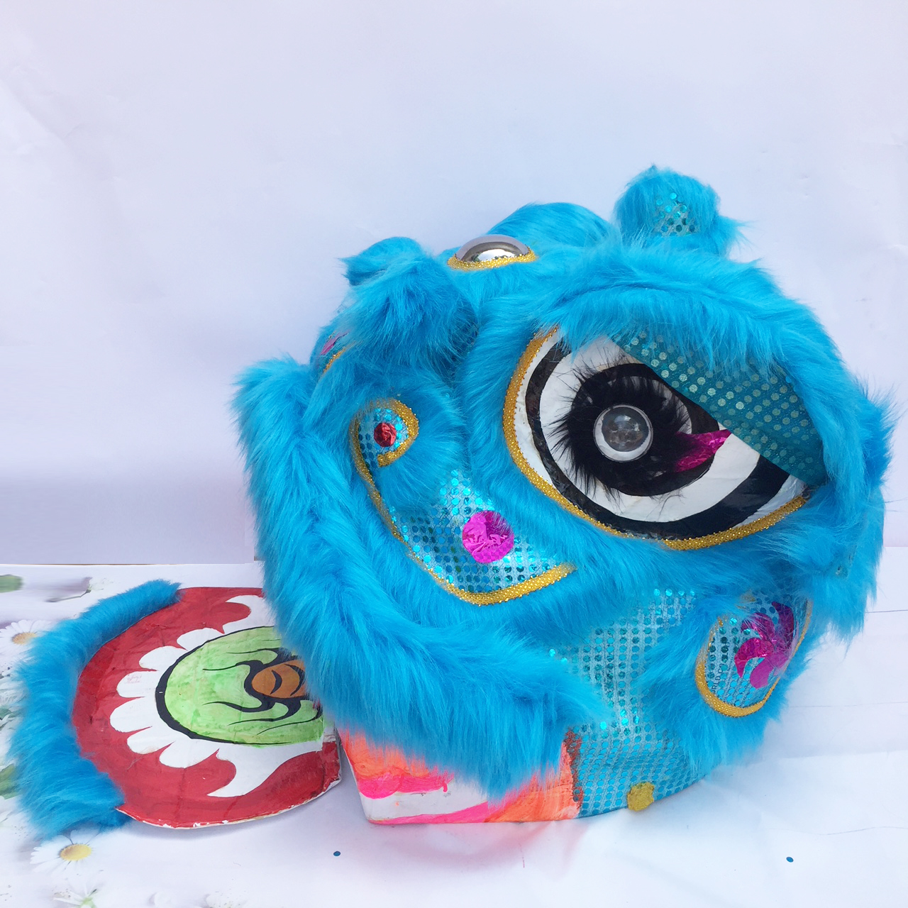 Đầu lân trung thu có đèn cỡ đại 57cm x 54cm x 53cm - Màu xanh lam