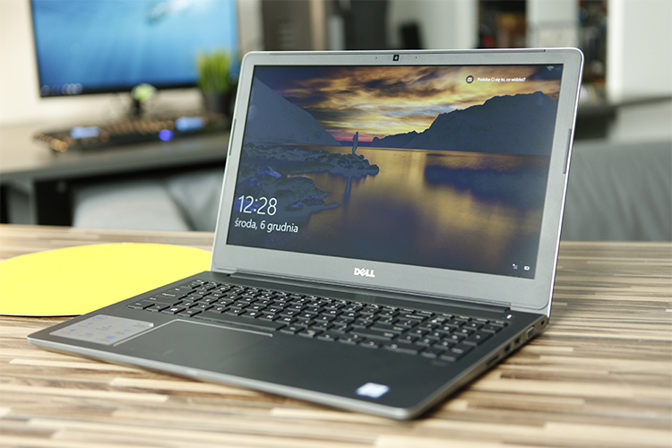 Laptop Dell Vostro 5568 V5568G Core i7-7500U/Free Dos (15.6 inch) - Gold - Hàng Chính Hãng