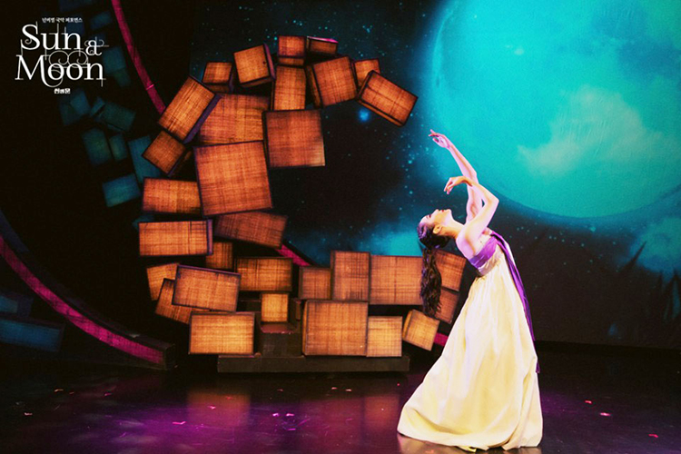 Vé Sun & Moon Show Seoul, Hàn Quốc (Hạng S)