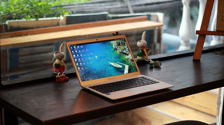 Laptop Masstel L133