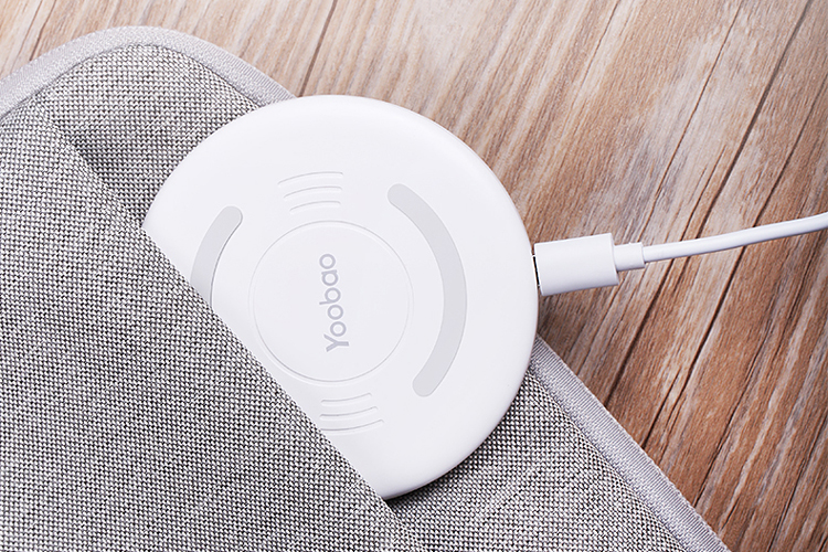 Sạc Không Dây Yoobao D1 - Hàng Chính Hãng