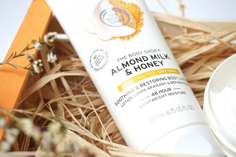 Kem Dưỡng Thể The Body Shop Almond Milk & Honey (200ml)