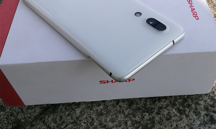 Điện Thoại Sharp AQUOS S2 - Hàng Chính Hãng - Xanh