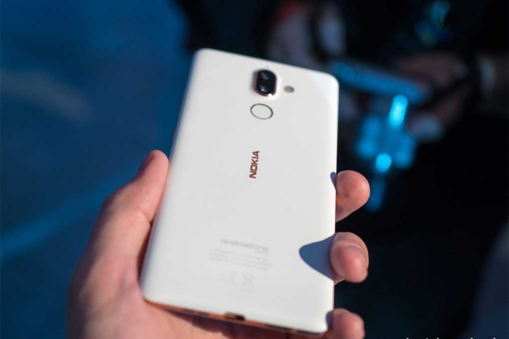 Điện Thoại Nokia 7 Plus - Hàng Chính Hãng