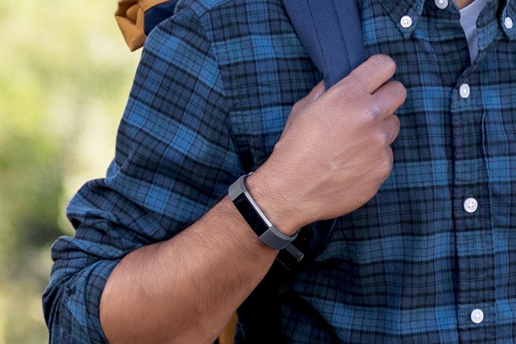 Vòng Theo Dõi Sức Khỏe Fitbit Alta HR - Hàng Chính Hãng