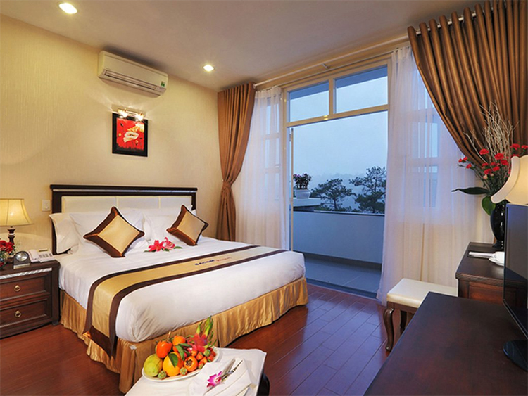 SAM Tuyền Lâm Golf Club 4* Đà Lạt - Giá Đặc Biệt, Buffet Sáng, Hồ Bơi, Xe Đưa Đón