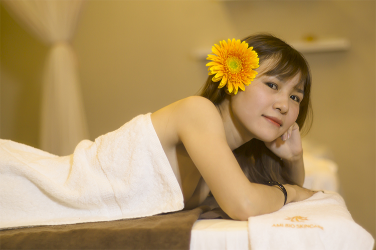 Làm Hồng Nhũ Hoa