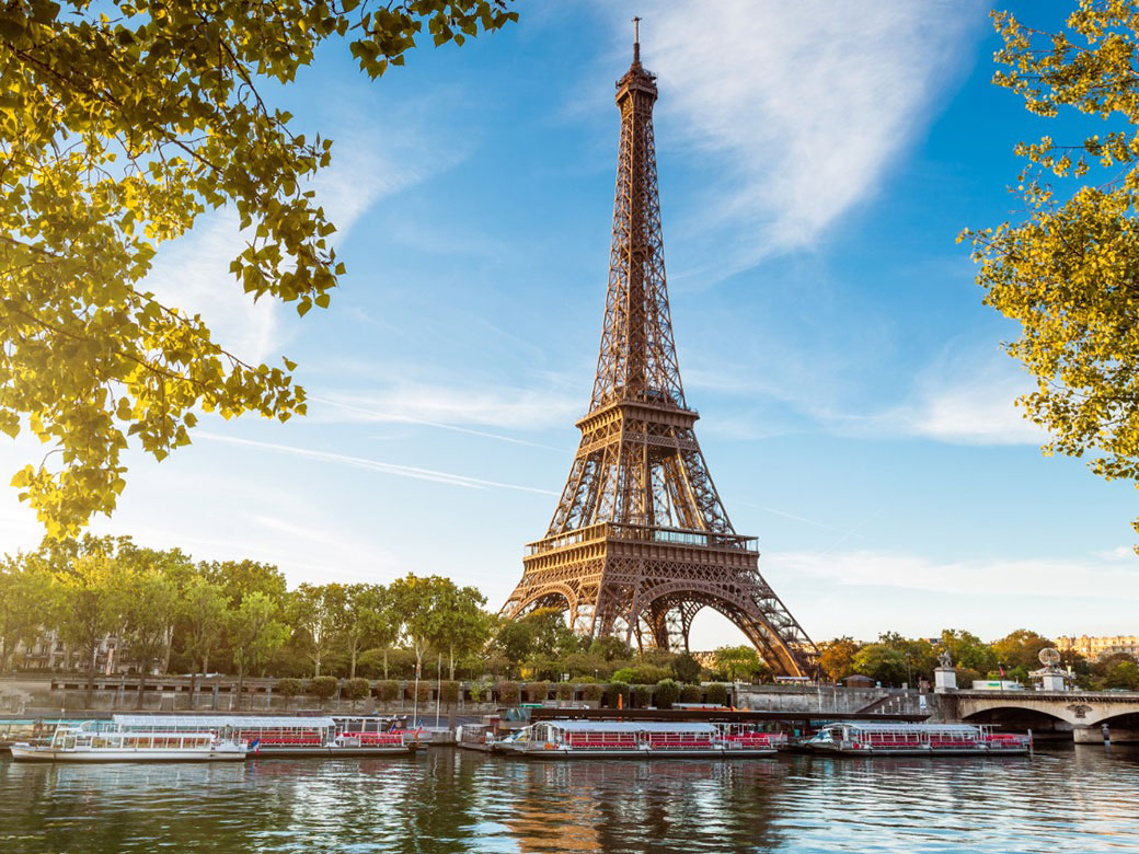 Tour Châu Âu 9N8Đ Từ HCM: Pháp - Luxembourg - Đức - Bỉ - Hà Lan, Tháng 10, 11, 12