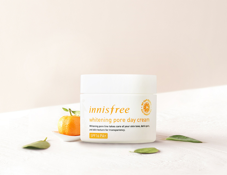 Kem Dưỡng Ban Ngày Từ Vỏ Quýt Tươi Innisfree Whitening Pore Day Cream (50ml)