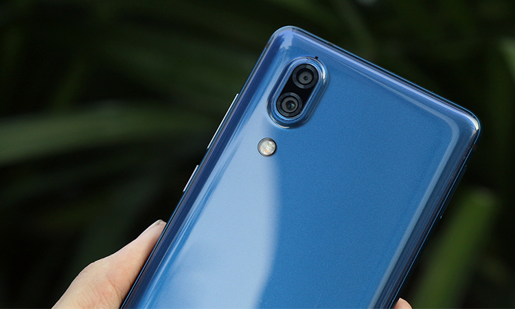 Điện Thoại Sharp AQUOS S2 - Hàng Chính Hãng - Xanh