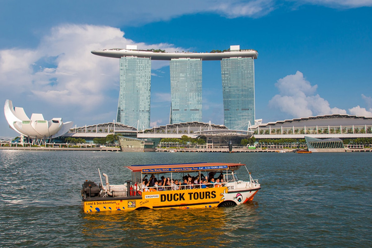 Vé Tham Quan Singapore Bằng Xe Ducky Wacky