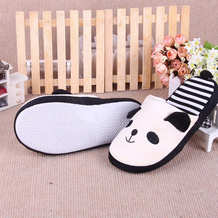Dép mang trong nhà gấu Panda