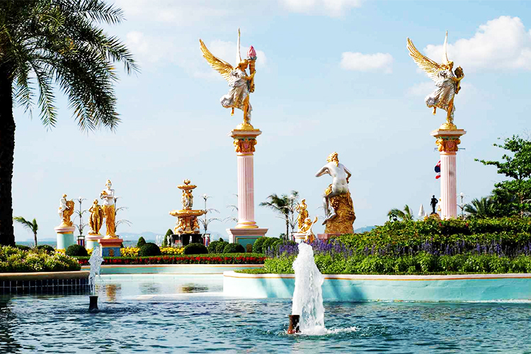 Vé Lâu Đài Tỷ Phú (Baan Sukhawadee) Ở Pattaya, Thái Lan