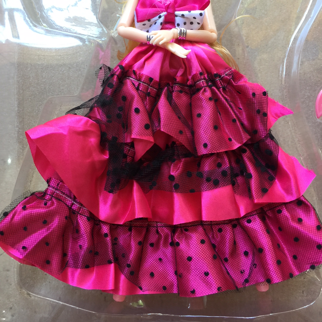 Búp bê Gire xinh đẹp và 5 phụ kiện đi kèm (Váy hồng đậm)