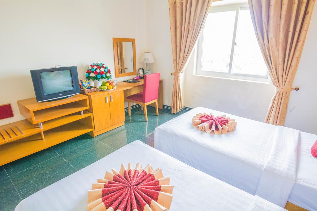 Spring Hotel 3* Vũng Tàu 2N1Đ Ngay Biển, Miễn Phí Hồ Bơi, Tháng 09, 10, 11, 12
