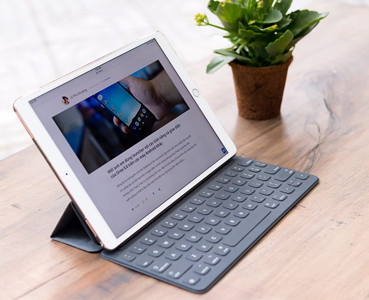 Bàn Phím Không Dây Apple Smart Keyboard Ipad Pro 9.7inch - Hàng Nhập Khẩu - Đen