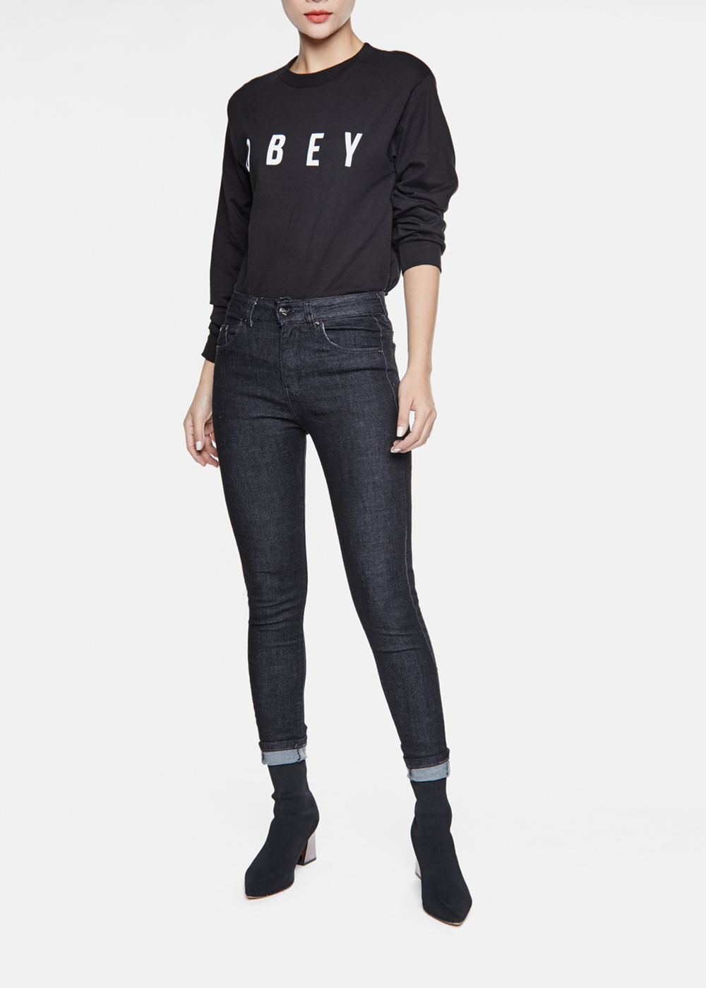 Quần jean nữ AAA JEANS lưng cao màu đen pepper