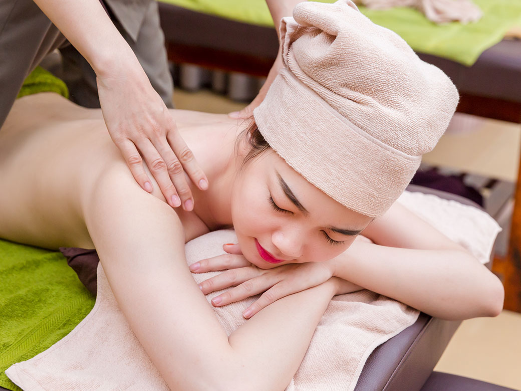 Mầm Gạo Spa - Massage Mặt Căng Da Kết Hợp Mặt Nạ Yến Mạch (Miễn Tip)