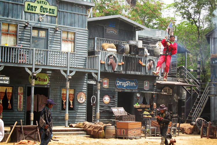 Vé Safari World Bangkok, Thái Lan - Package C: Safari Park + Marine Park + Show Thú