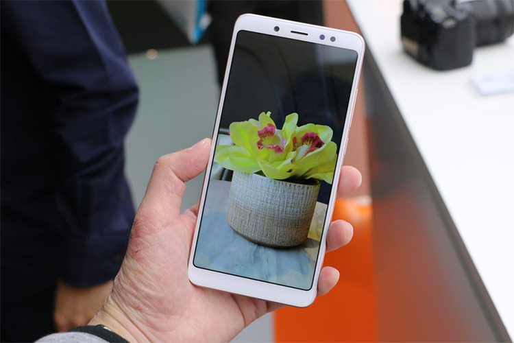 Điện Thoại Xiaomi Redmi Note 5 Pro (32GB/3GB) - Hàng Nhập Khẩu