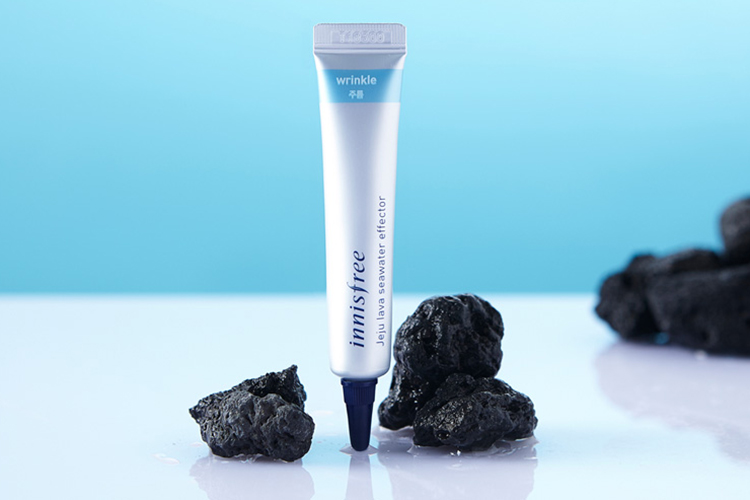 Thành Phần Kích Hoạt Cô Đặc Ngăn Ngừa Nếp Nhăn Innisfree Jeju Lava Seawater Effector (Wrinkle) (7ml)